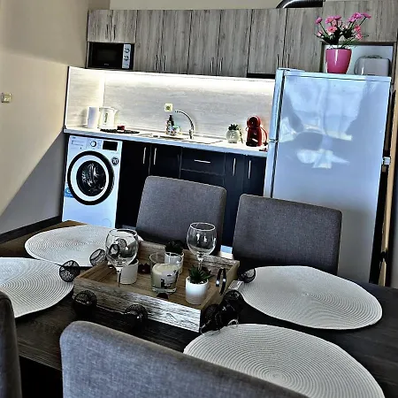 Aurora Apartment Obzor